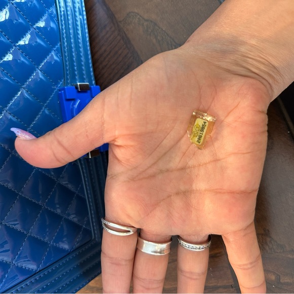 💗SOLD 💗 Patent Calfskin Quilted Medium Plexiglass Boy Flap Blue - Picture 2 of 13